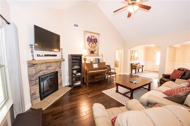 Great Room - gas logs fireplace with stone hearth