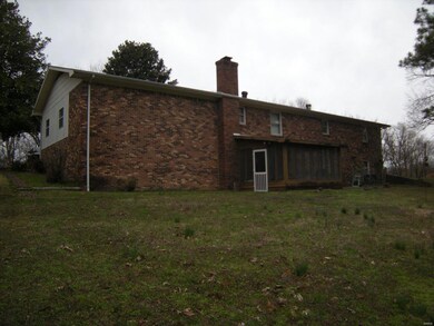 11426 Northview Dr, Dexter, MO 63841 - photo 2