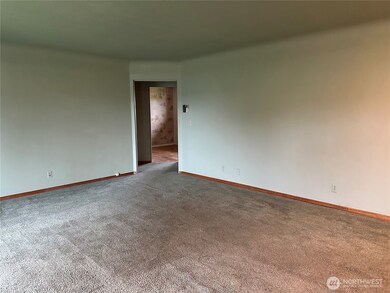 2721 Terry Ave, Longview, WA 98632 - photo 3