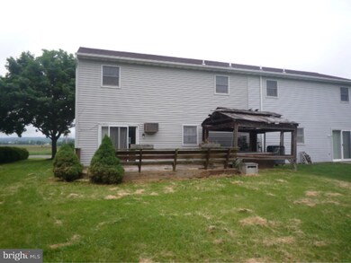 103 N Line Rd, Stevens, PA 17578 - photo 2