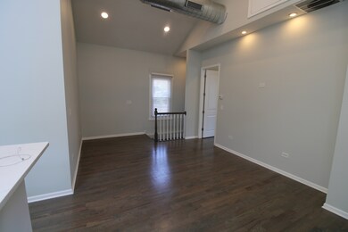 712 N Willard Ct unit 2, Chicago, IL 60642 - photo 6