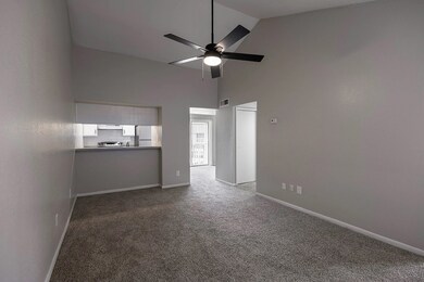 15100 Golden Eagle unit 304, Humble, TX 77396 - photo 5