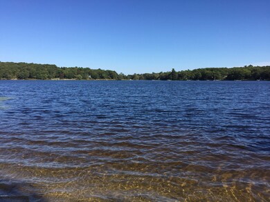 236 Log Tavern Rd, Milford, PA 18337 - photo 2