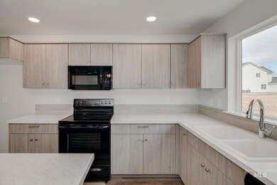 4060 E Coney Island St, Nampa, ID 83686 - photo 3