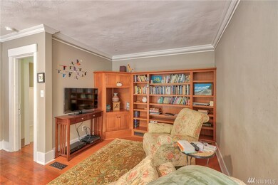 2908 Grandview Dr W, University Place, WA 98466 - photo 2