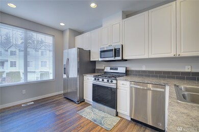 10420 Holly Dr unit C, Everett, WA 98204 - photo 3