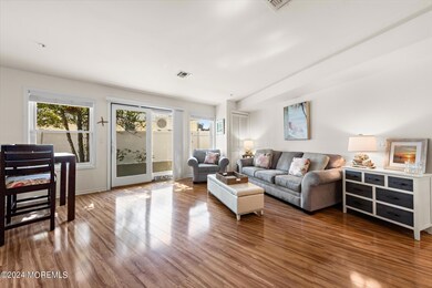1810CentralUnit5-6