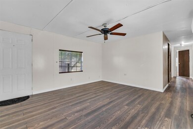 8758 Windmill Ct, Cresson, TX 76035 - photo 6