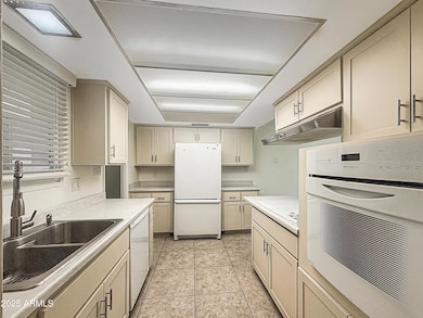 4533 W Cavalier Dr, Glendale, AZ 85301 - photo 2