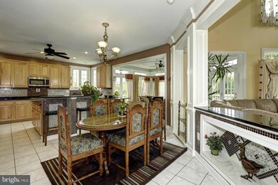 16525 Harbour Town Dr, Silver Spring, MD 20905 - photo 6