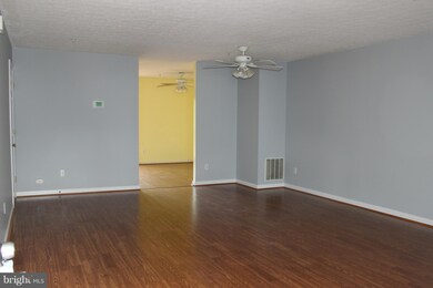 613 Stone Mill Ct, Abingdon, MD 21009 - photo 3