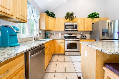 61 Williams St, Taunton, MA 02780 - photo 6