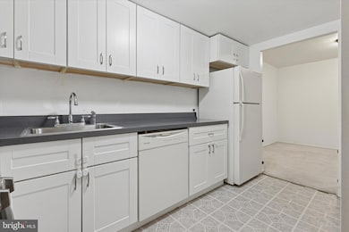 118 Drummers Ln unit 118, Wayne, PA 19087 - photo 5