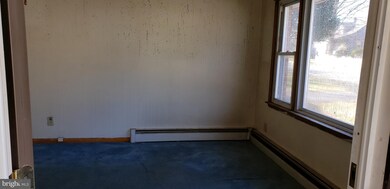 715 Dorsey Ave, Essex, MD 21221 - photo 2