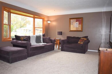 4222 Veralta Dr, Cedar Falls, IA 50613 - photo 2