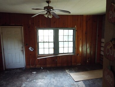 902 Seminary St, McComb, MS 39648 - photo 7