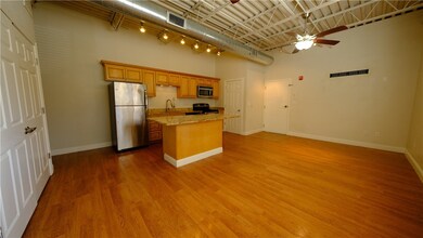 190 Putnam Pike, Johnston, RI 02919 - photo 6