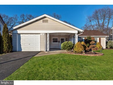 39 Bloomfield Ln, Willingboro, NJ 08046 - photo 2