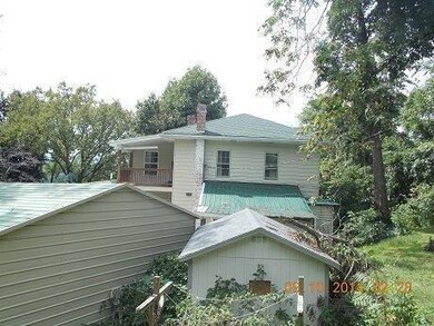 225 Lakeshore Dr, Burnside, KY 42519 - photo 2