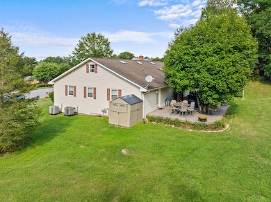 628 Oriole St, Bluefield, VA 24605 - photo 5