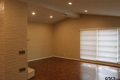 730 Shannon Dr, Tyler, TX 75701 - photo 4