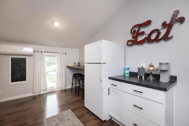 504 Buchanan St unit 506, Red Wing, MN 55066 - photo 3