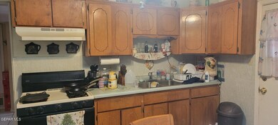 7744 Veracruz Ave, El Paso, TX 79915 - photo 5
