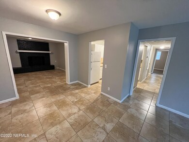 3925 Macgregor Dr, Jacksonville, FL 32210 - photo 5