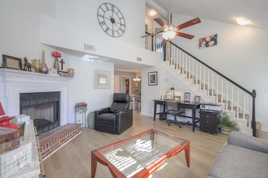 418 Newbary Ct, Franklin, TN 37069 - photo 4