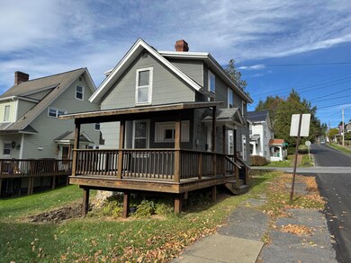 129 N 4th St, Reynoldsville, PA 15851 - photo 2