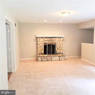 27 Remington Cir, Princeton Junction, NJ 08550 - photo 4