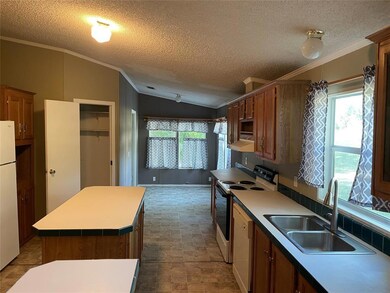 292 County Road 4678, Boyd, TX 76023 - photo 6