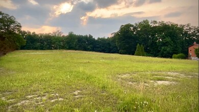 81CD18BA-5514-40FD-885D-82B0B82609FB