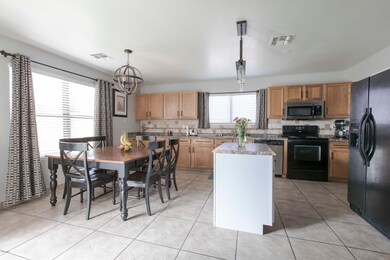 KITCHEN 02 - 83U0659