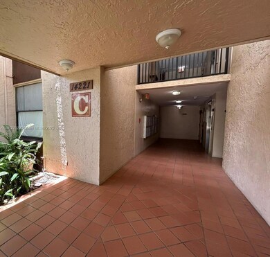14221 N Kendall Dr unit 112C, Miami, FL 33186 - photo 2