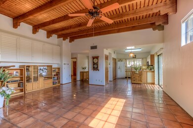 Great Room Great For Entertaining