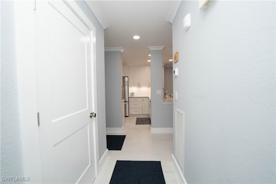 628 Woodshire Ln unit G5, Naples, FL 34105 - photo 3