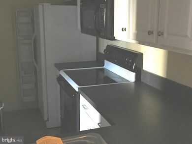 802 Stratford Way unit A, Frederick, MD 21701 - photo 4