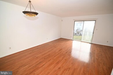 2409 Potterfield Rd, Windsor Mill, MD 21244 - photo 4