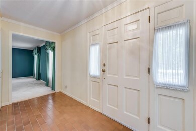 401 Ridgecrest Cir, Denton, TX 76205 - photo 6