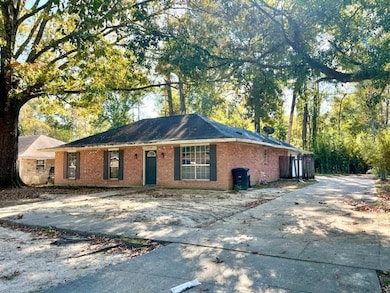 13338 E Shamrock Ave, Baton Rouge, LA 70814 - photo 2
