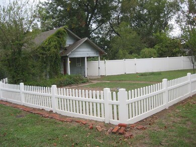 302 S Oklahoma Dr, Celina, TX 75009 - photo 4