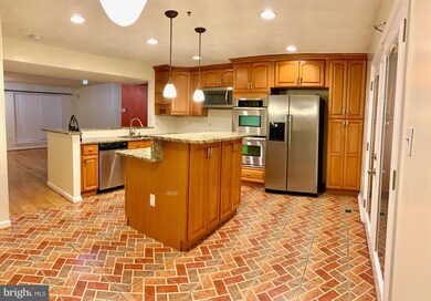 2418 Sarum Ct, Windsor Mill, MD 21244 - photo 4