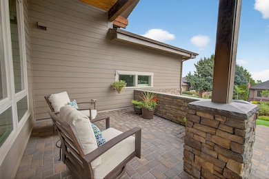 10466 Sundance Ln, Redmond, OR 97756 - photo 4