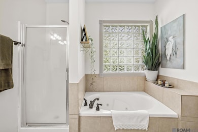 6204 Woodbend Dr, Zachary, LA 70791 - photo 7