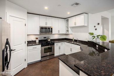 Northshore Condominiums unit 5022, Tempe, AZ 85281 - photo 3