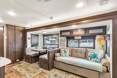virtual-tour-351927-21