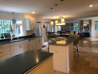 319 Palisades Cir, Stoughton, MA 02072 - photo 6