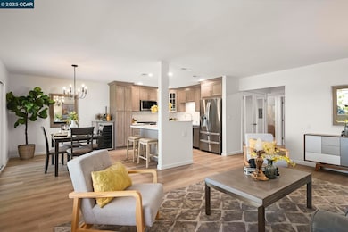 1508 Canyonwood Ct unit 12, Walnut Creek, CA 94595 - photo 4