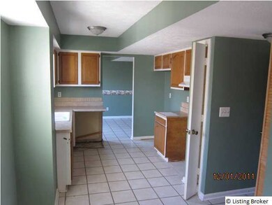 8301 Vaughn Mill Rd, Louisville, KY 40228 - photo 7